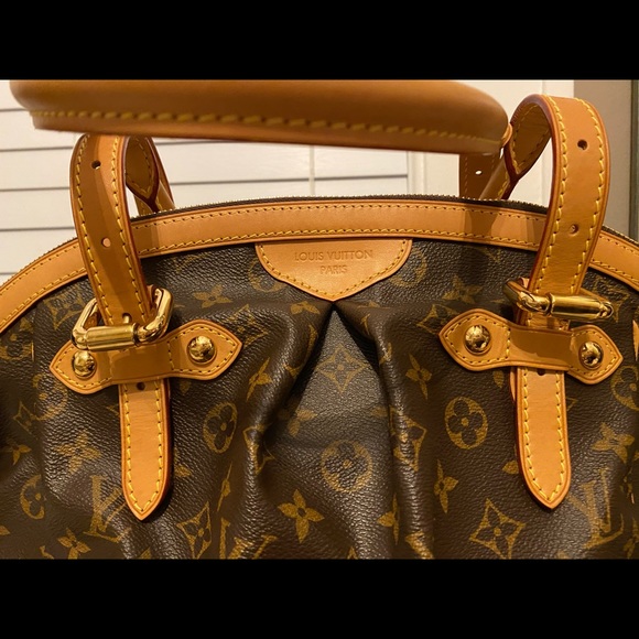 👜 AUTHENTIC LOUIS VUITTON TIVOLI GM 👜 - Picture 3 of 10